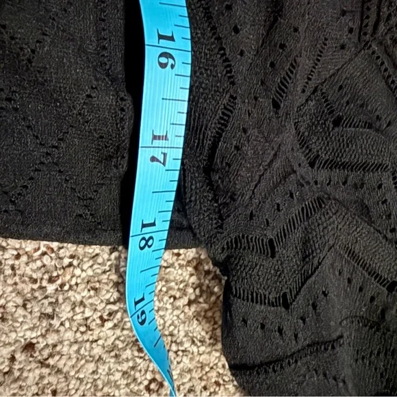 NEW Black Banana Republic Sheer Pattern Sweater Small NWT  LIGHT WEIGHT - Picture 6 of 9